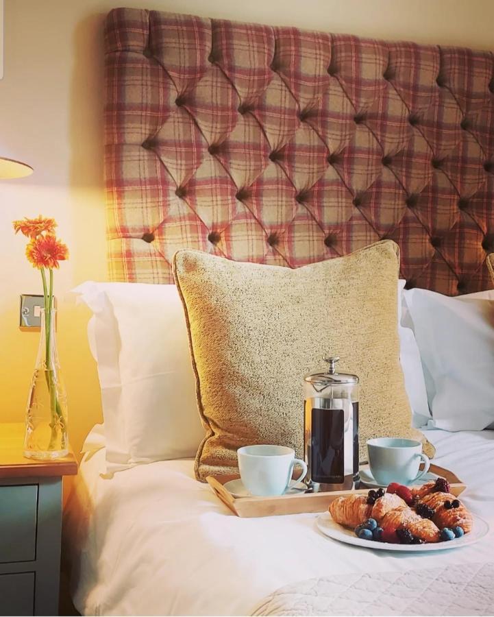 The Lansdowne Guest House Bourton-on-the-Water Eksteriør bilde A room at The Old parsonage
